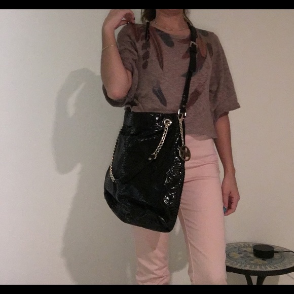 MK bag/purse/satchel/crossbody - Picture 7 of 8